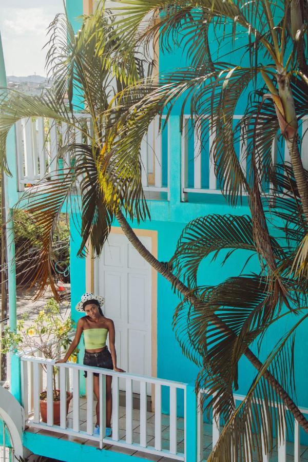 Hotel Santana Flores Extérieur photo