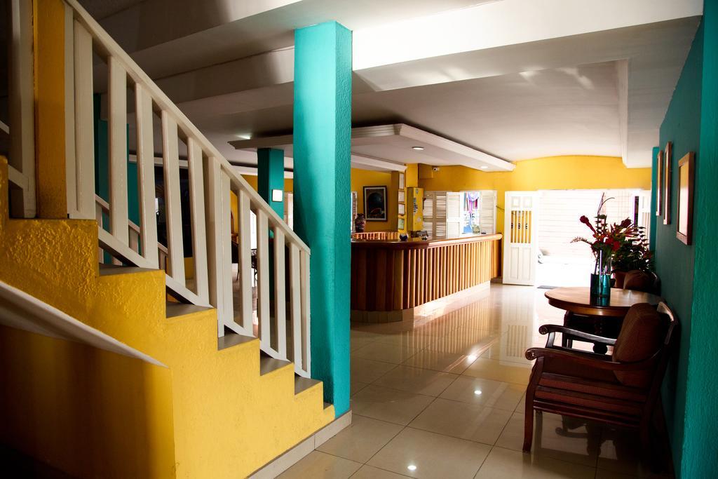 Hotel Santana Flores Extérieur photo