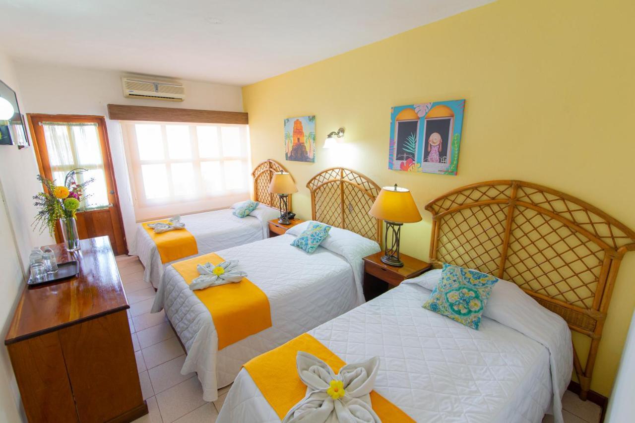 Hotel Santana Flores Extérieur photo